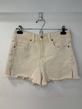 American Eagle Cream Off White Mom Shorts